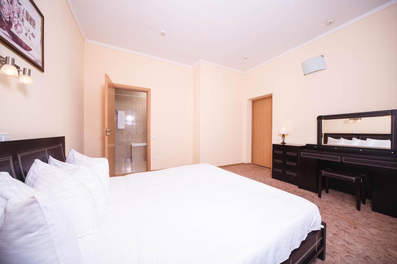 Hotel Optima Odessa Exterior foto